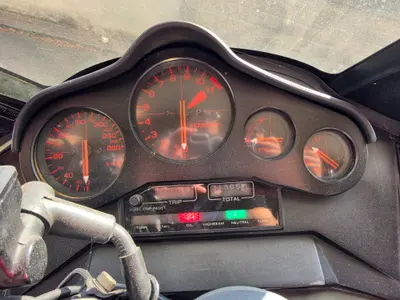 Honda VF 1000 F. Im 2021 Gesamterneuert.