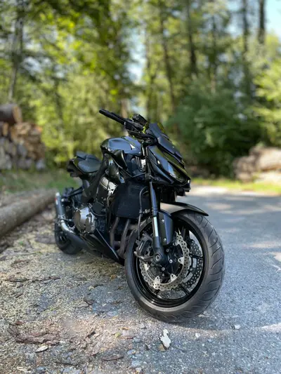 Kawasaki Z1000