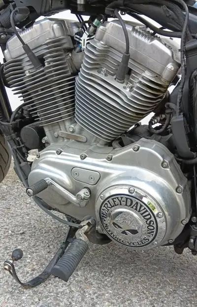 A vendre Magnifique Harley-Davidson Sportster XL883L SuperLow