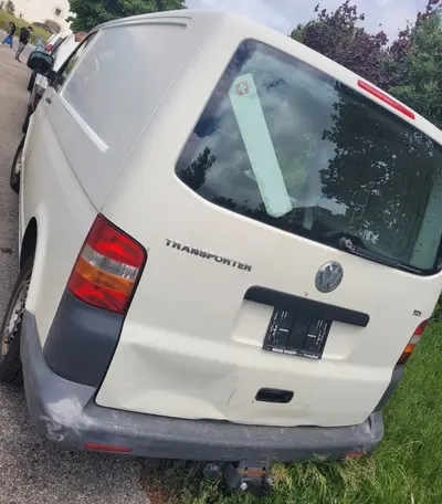Bon Bus VW T5 Transporter 2.5L Tdi. Automatique EXPERTISÉE !