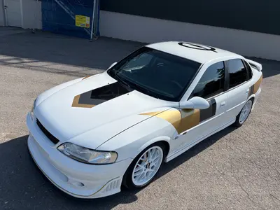 Opel Vectra B i500
