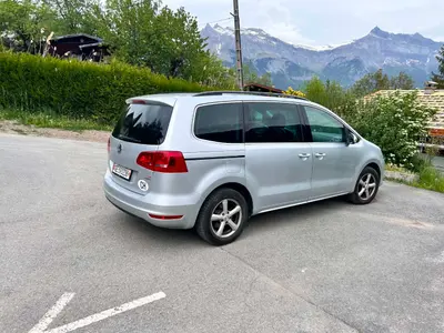 Volkswagen Sharan 2012 – 7 places – Excellent état
