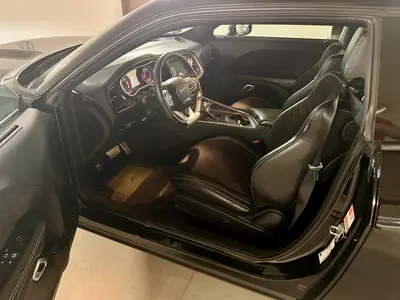 Dodge Challenger SRT 6.4