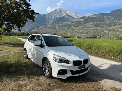 BMW 225i xDrive Active Tourer Luxury Line Steptronic