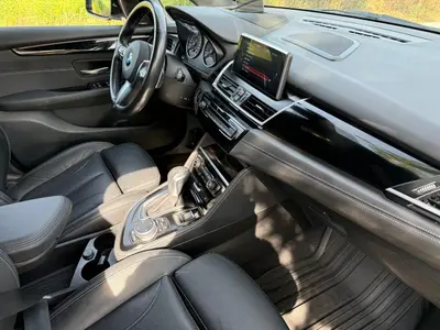 BMW 225i xDrive Active Tourer Luxury Line Steptronic