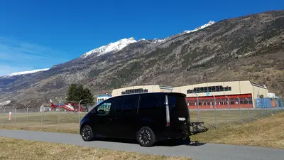 Hyundai Staria 4x4 Premium Edition VIP