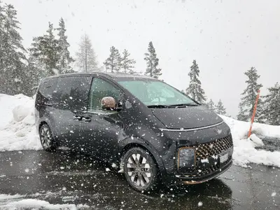 Hyundai Staria 4x4 Premium Edition VIP