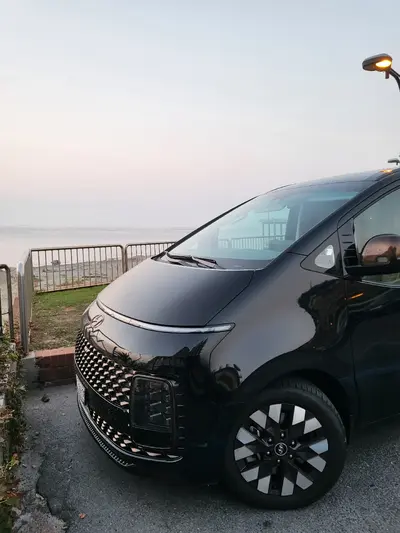 Hyundai Staria 4x4 Premium Edition VIP
