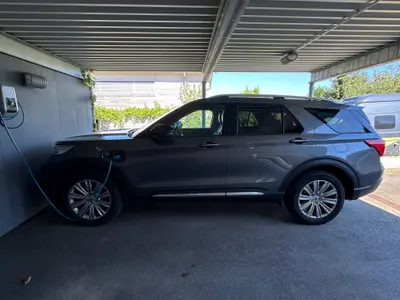 FORD EXPLORER 3.0 V6 Plug-in Hybrid Platinum