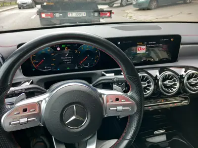 Mercedes-benz CLA 200