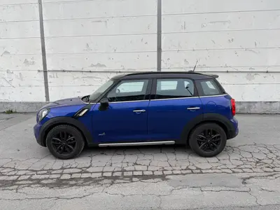 Mini COUNTRYMAN Cooper SD ALL4 by Burton
