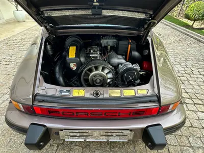 Porsche 911 Carrera 3.2