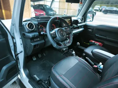SUZUKI Jimny 1.5 Compact Top 4x4