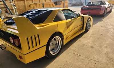 Superbe Replica Ferrari F40 -  sur base Pontiac Fiero 2.8 V6  de 1988