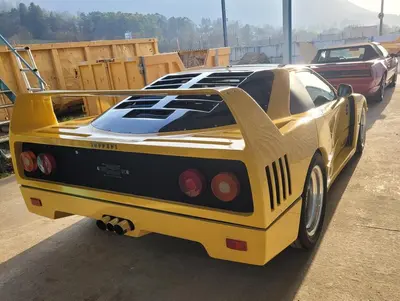 Superbe Replica Ferrari F40 -  sur base Pontiac Fiero 2.8 V6  de 1988