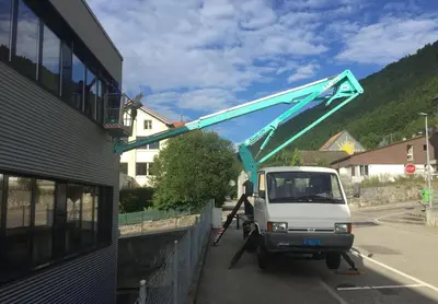 Nissan Trade