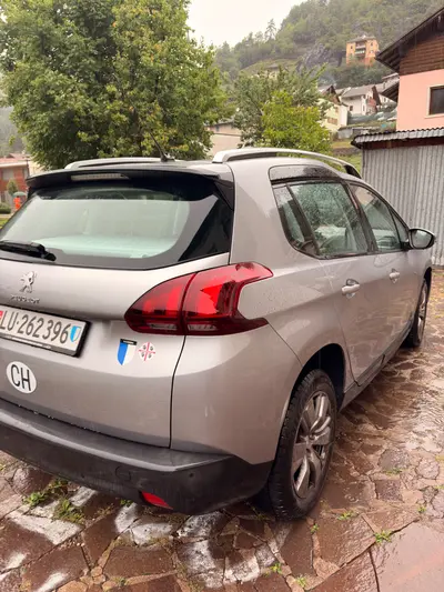 Peugeot 2008 Allure 1.6 BlueHDi – 100 PS – Diesel