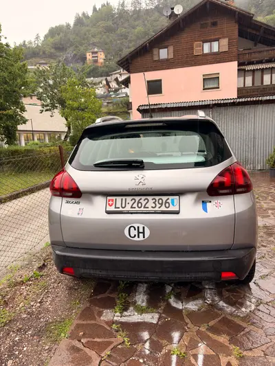Peugeot 2008 Allure 1.6 BlueHDi – 100 PS – Diesel