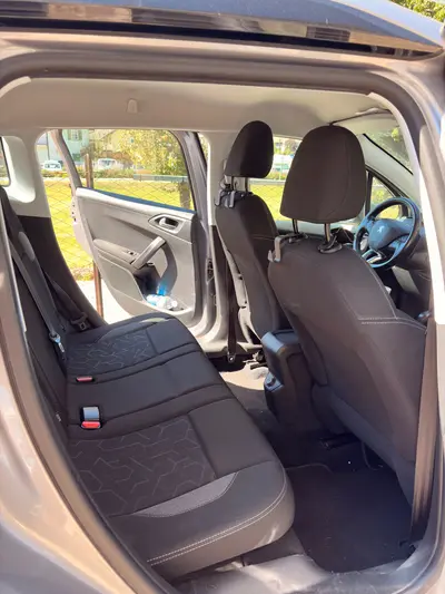 Peugeot 2008 Allure 1.6 BlueHDi – 100 PS – Diesel