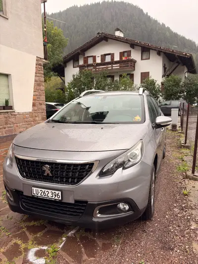 Peugeot 2008 Allure 1.6 BlueHDi – 100 PS – Diesel