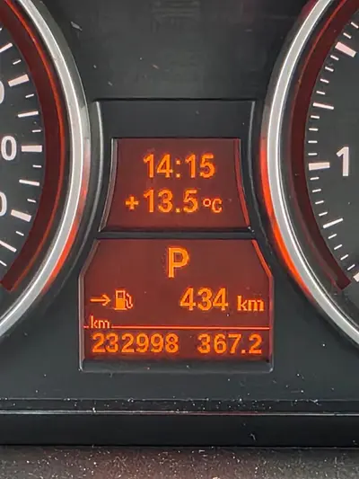BMW 325i x drive