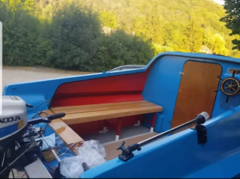 Bateau Vanguard Thunderjet sans permis