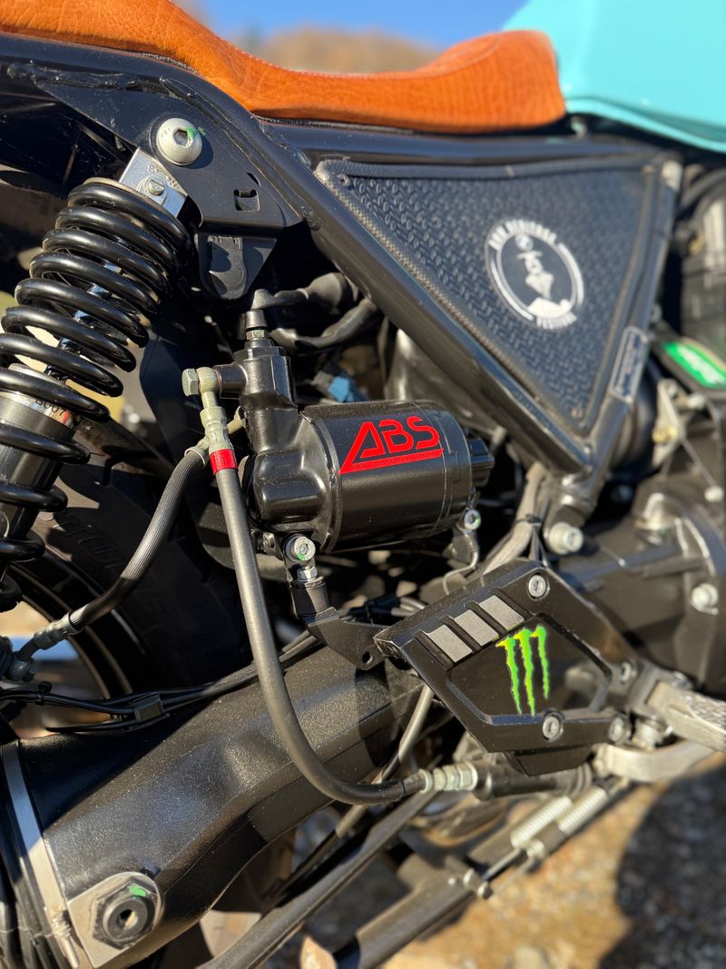 BMW Motorrad K1600GT - photo 8