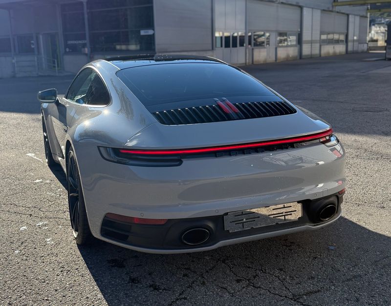 PORSCHE 911 Carrera S
