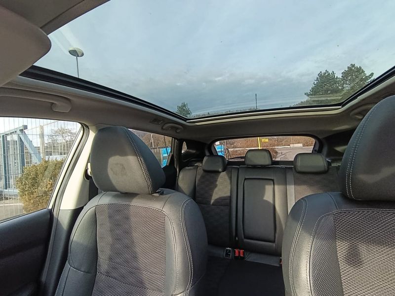 Nissan Qashqai 1.6 dCi Diesel DPF Xtronic Acenta - photo 9