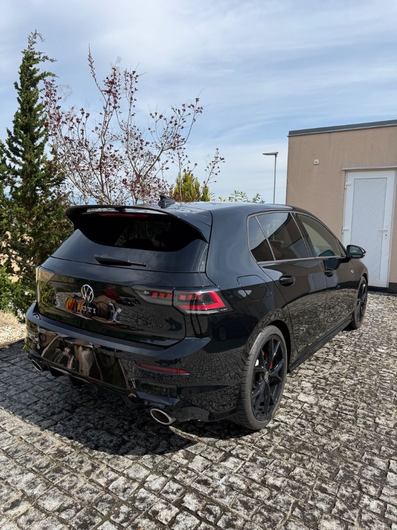 VW Golf 8.5 GTI Clubsport  - photo 2