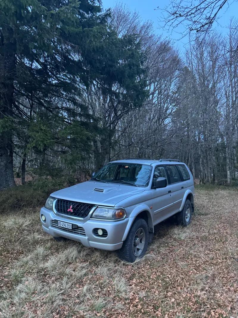 Mitsubisi Pajero Sport 2.5td