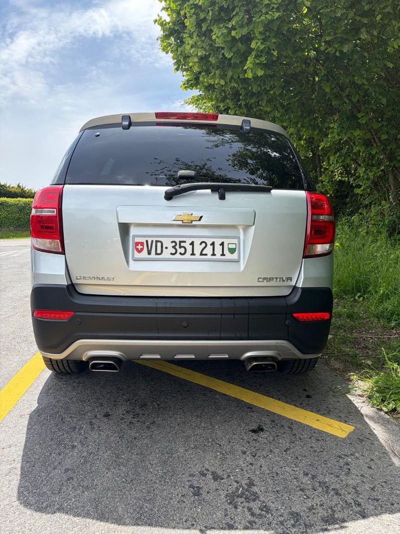 CHEVROLET Captiva - photo 2