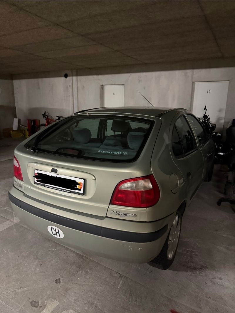 RENAULT Megane - photo 5
