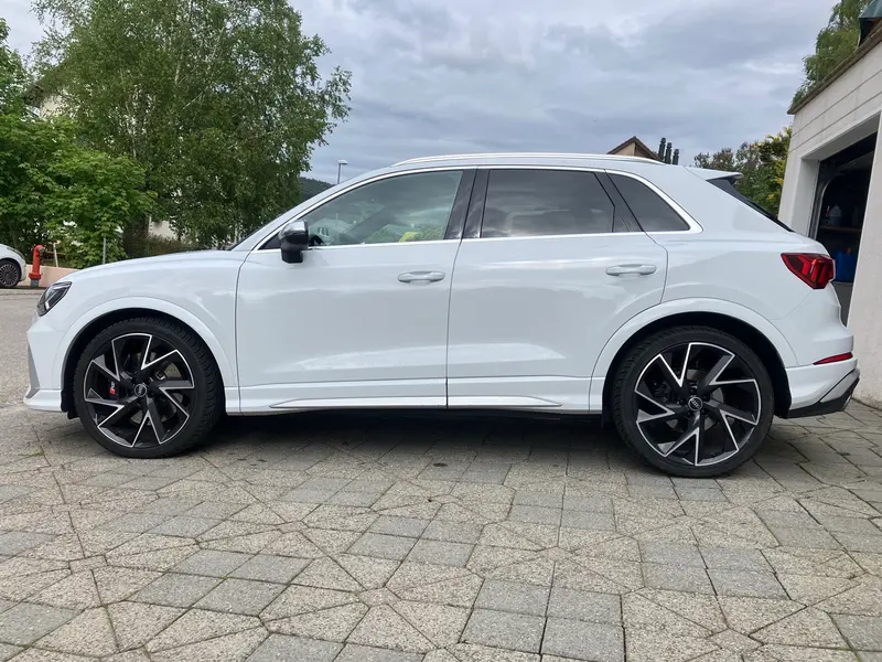 Audi RSQ3 F3