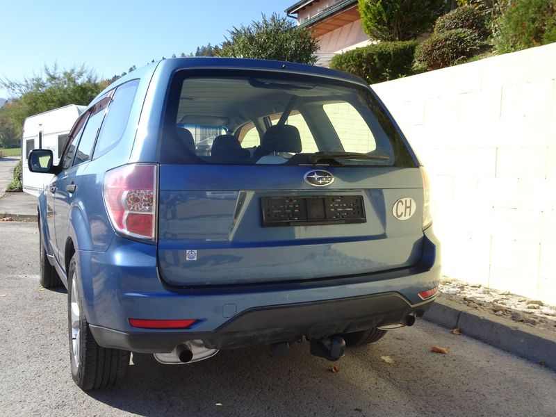 Subaru Forester 2.0 TD 4x4 - photo 6