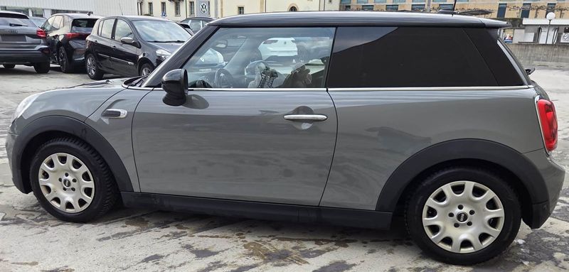 MINI Cooper 2 Door - photo 3