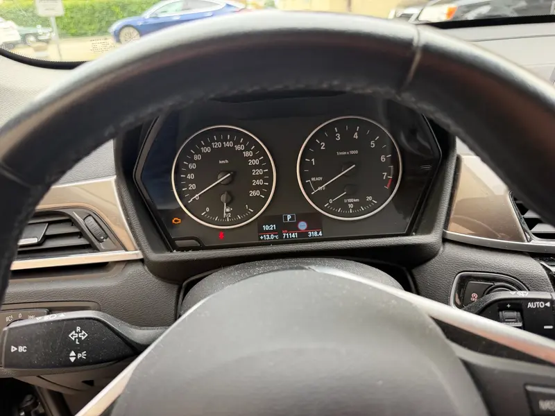 BMW X 1 xDrive 2.0i