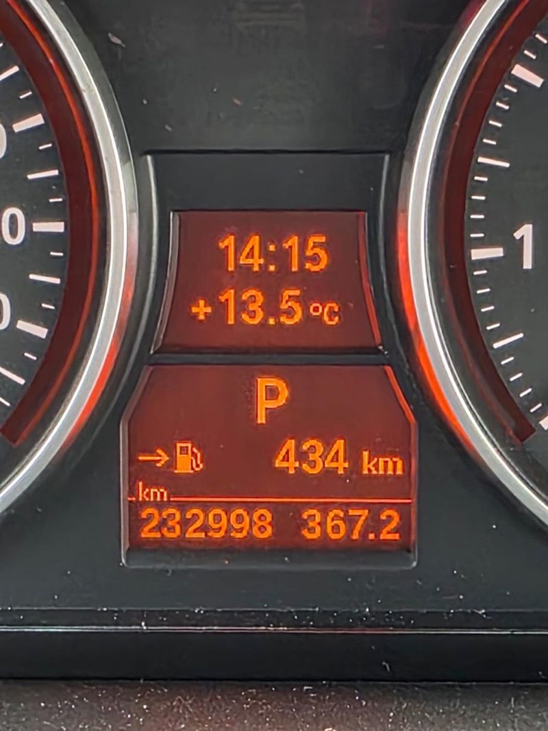 BMW 325i x drive - photo 3