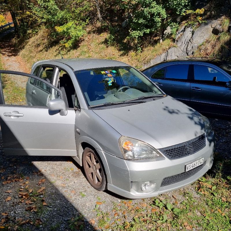 SUZUKI Aerio / Liana Hatchback